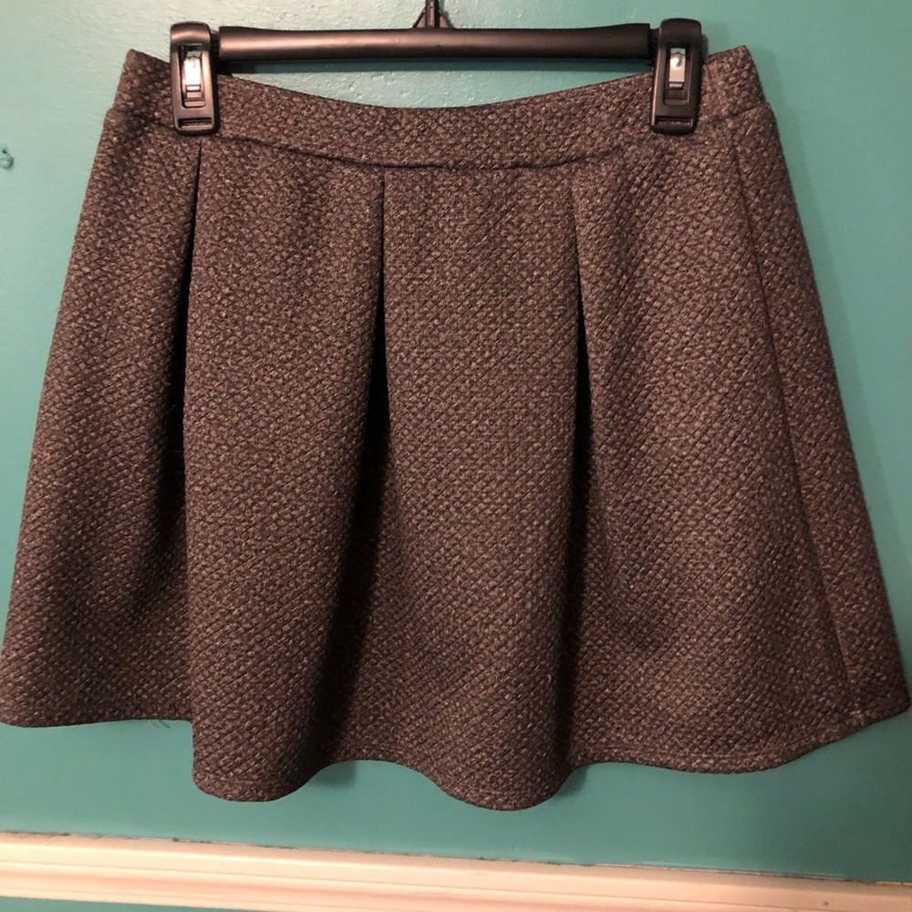 PLEATED SKATER SKIRT